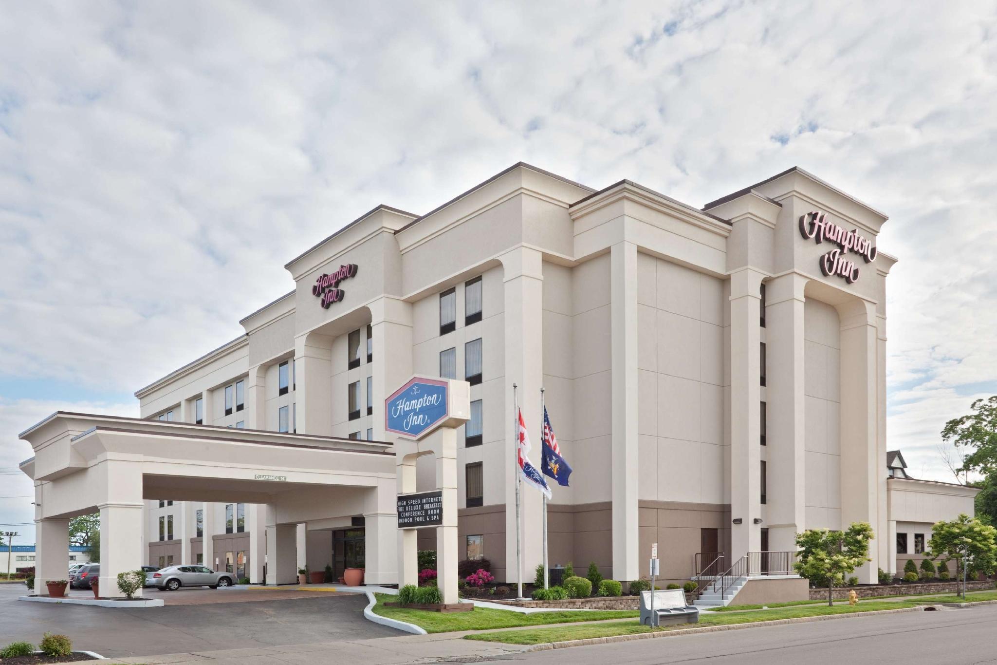 Hampton Inn Niagara Falls Bagian luar foto