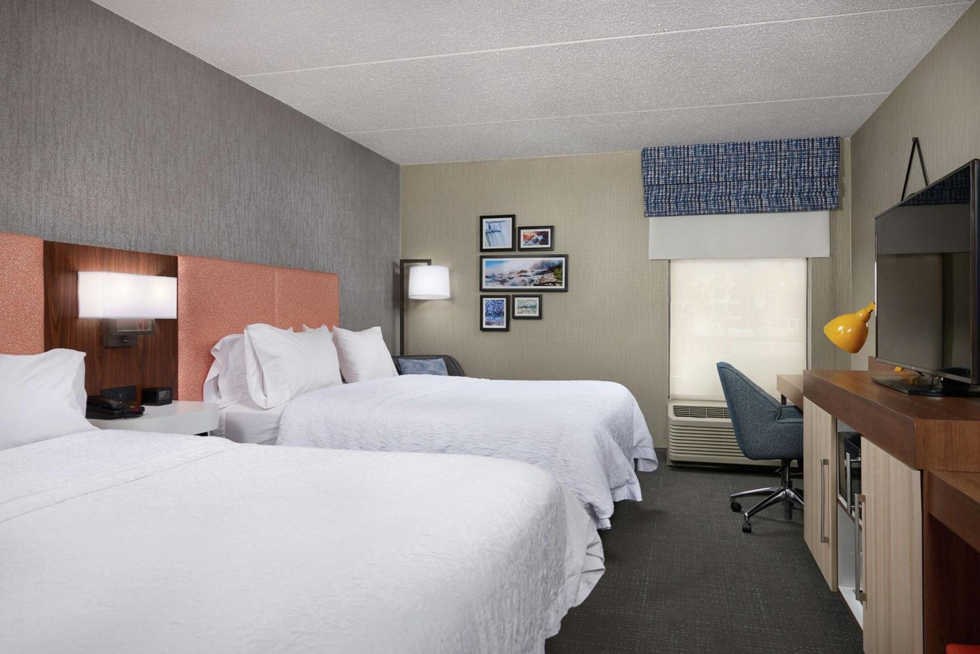 Hampton Inn Niagara Falls Bagian luar foto