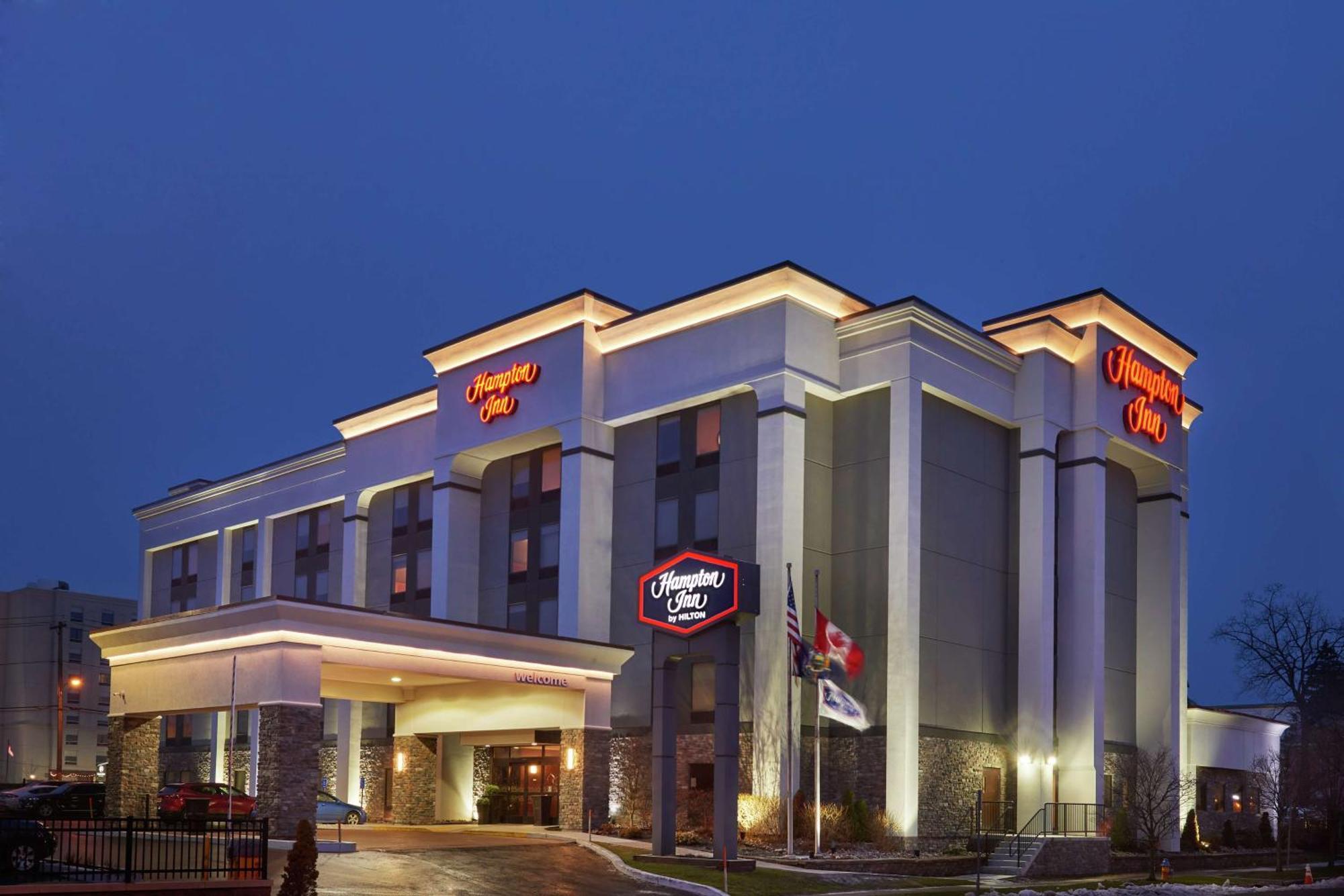 Hampton Inn Niagara Falls Bagian luar foto