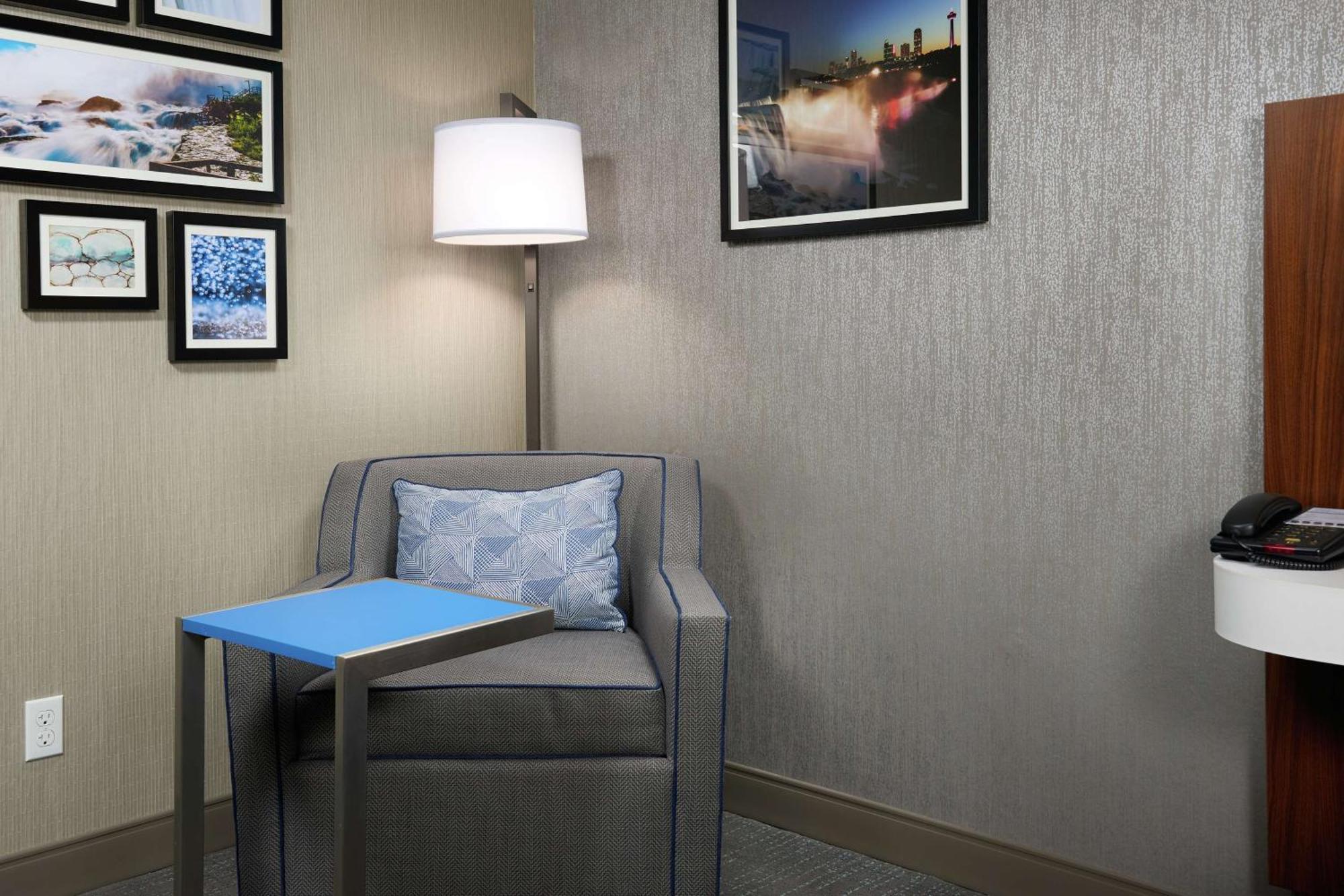 Hampton Inn Niagara Falls Bagian luar foto